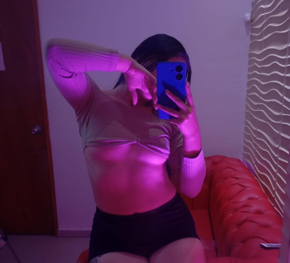 Neila_collen profile