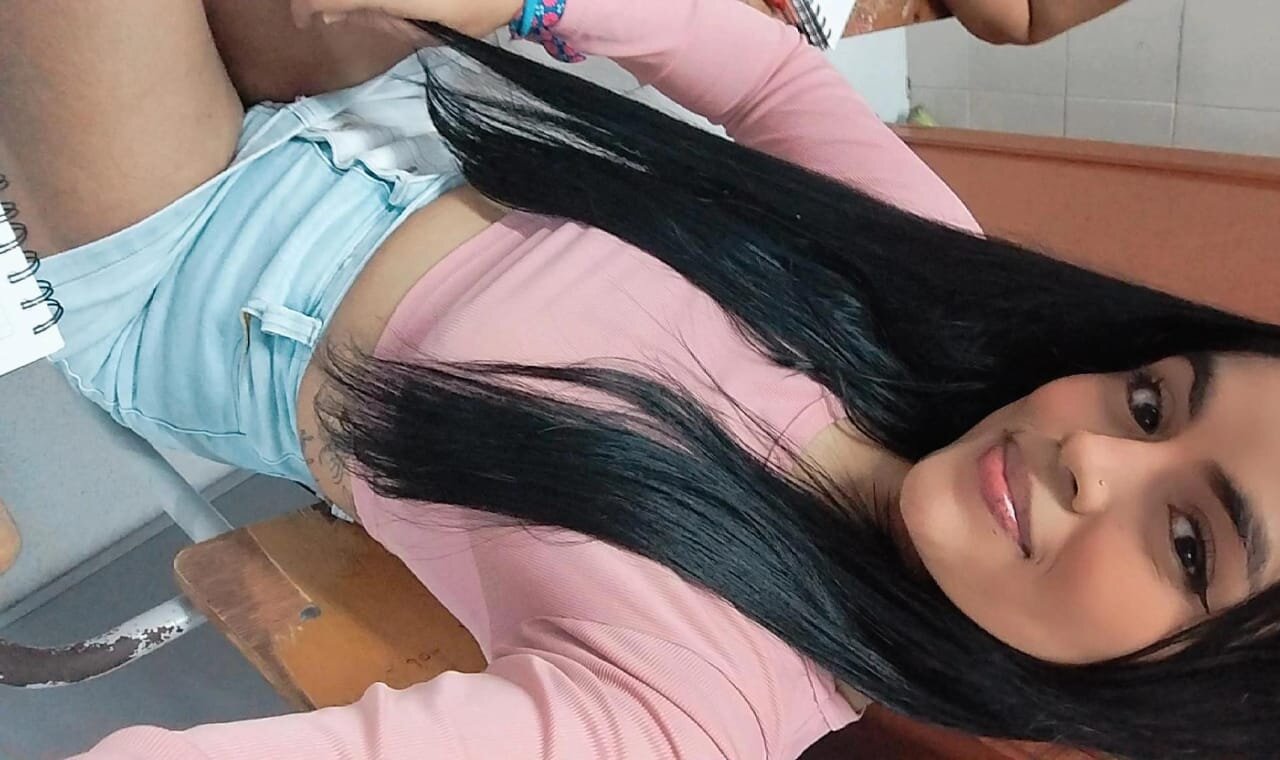 MiaSharlott