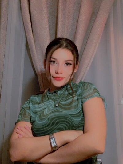 little_zandra from stripchat