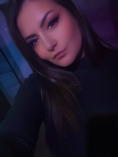 HornyMonique profile