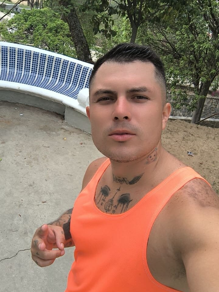 cristiano_grande from stripchat