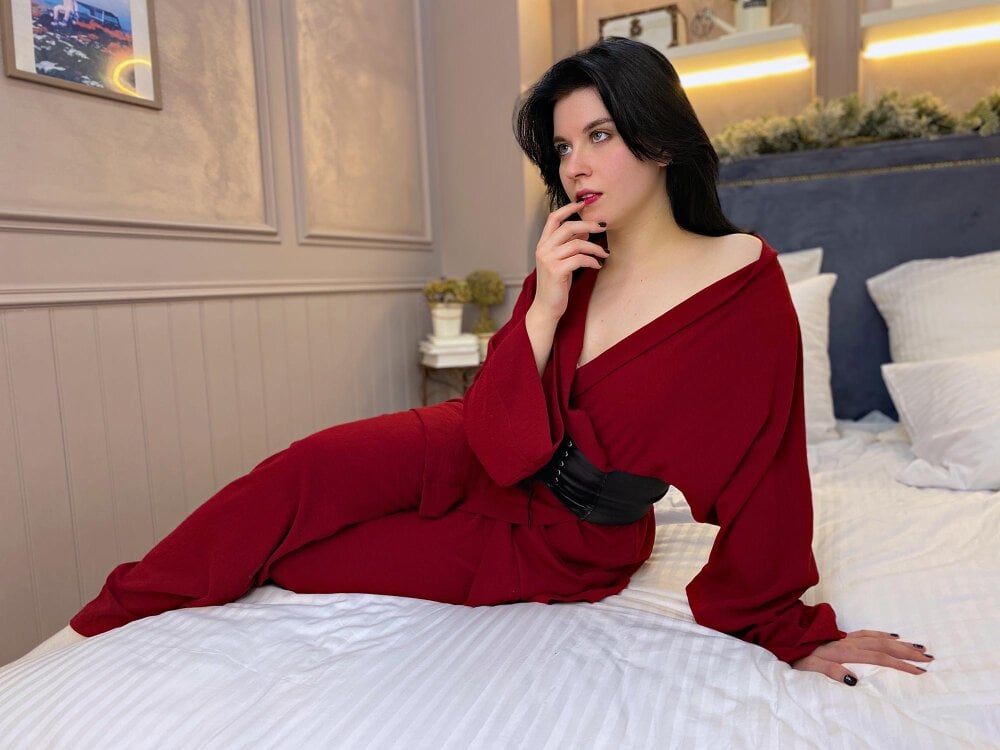 stripchat milana_bold