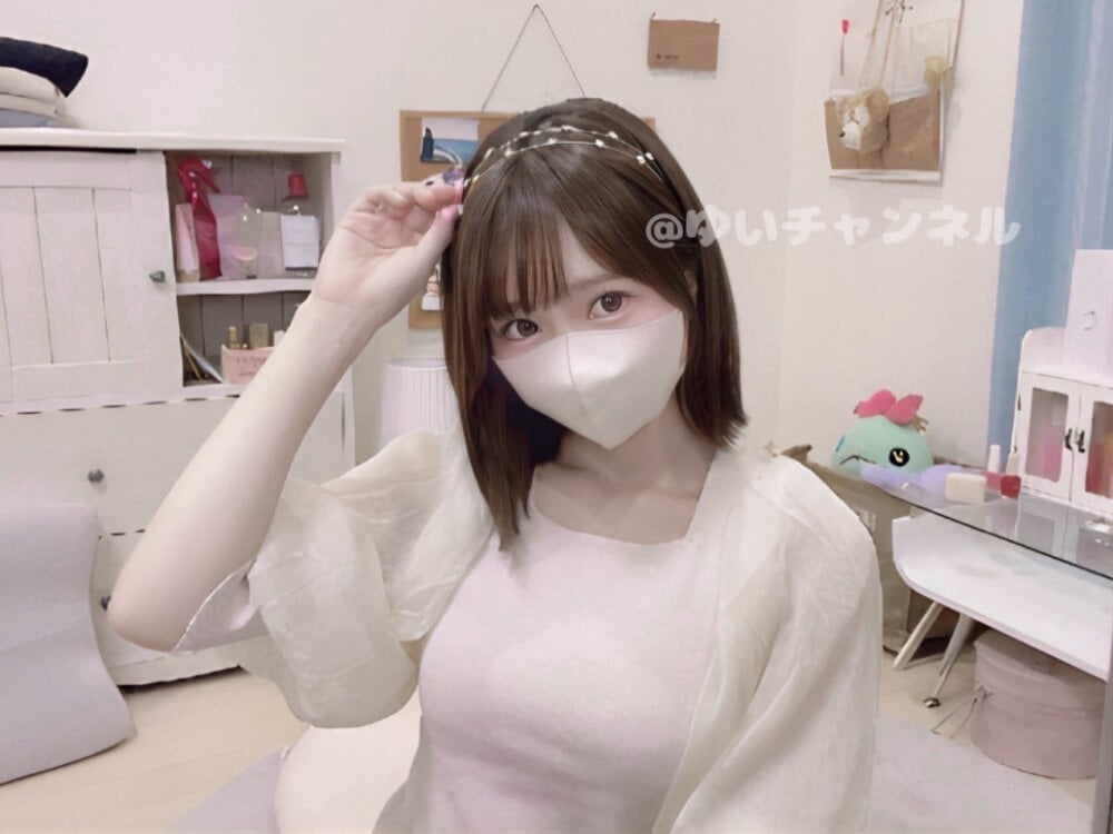 Live sex webcam photo for Yui-Ch #290090683