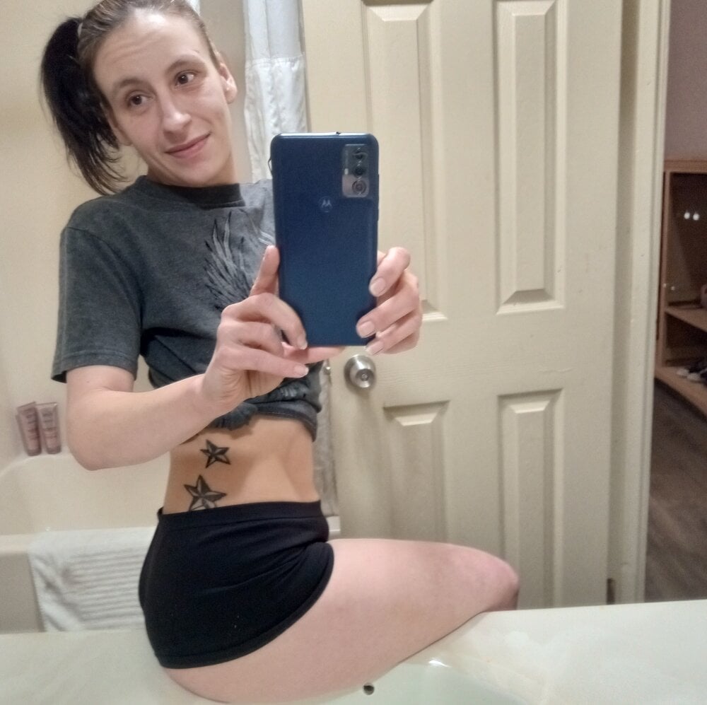PrettyPocahontas69 profile