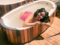 Lucy_Santos' Offline XXX Chat