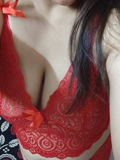 Reena_Darlinggg