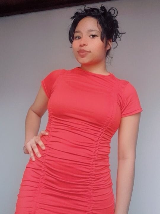 stripchat corall_young webcam profile pic via newporncams.com