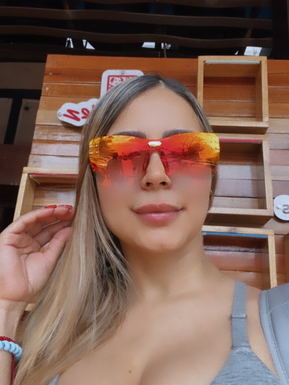 Lunazina's Offline XXX Chat