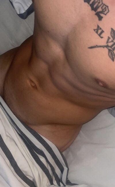 Naughtyboy0124