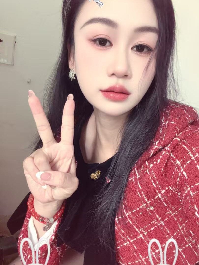 pornsexycams.com xiaojuan61 livesex profile in curvy cams