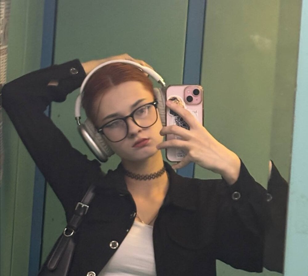 gilliancarls from stripchat