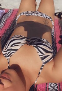 avalovespell's Offline XXX Chat