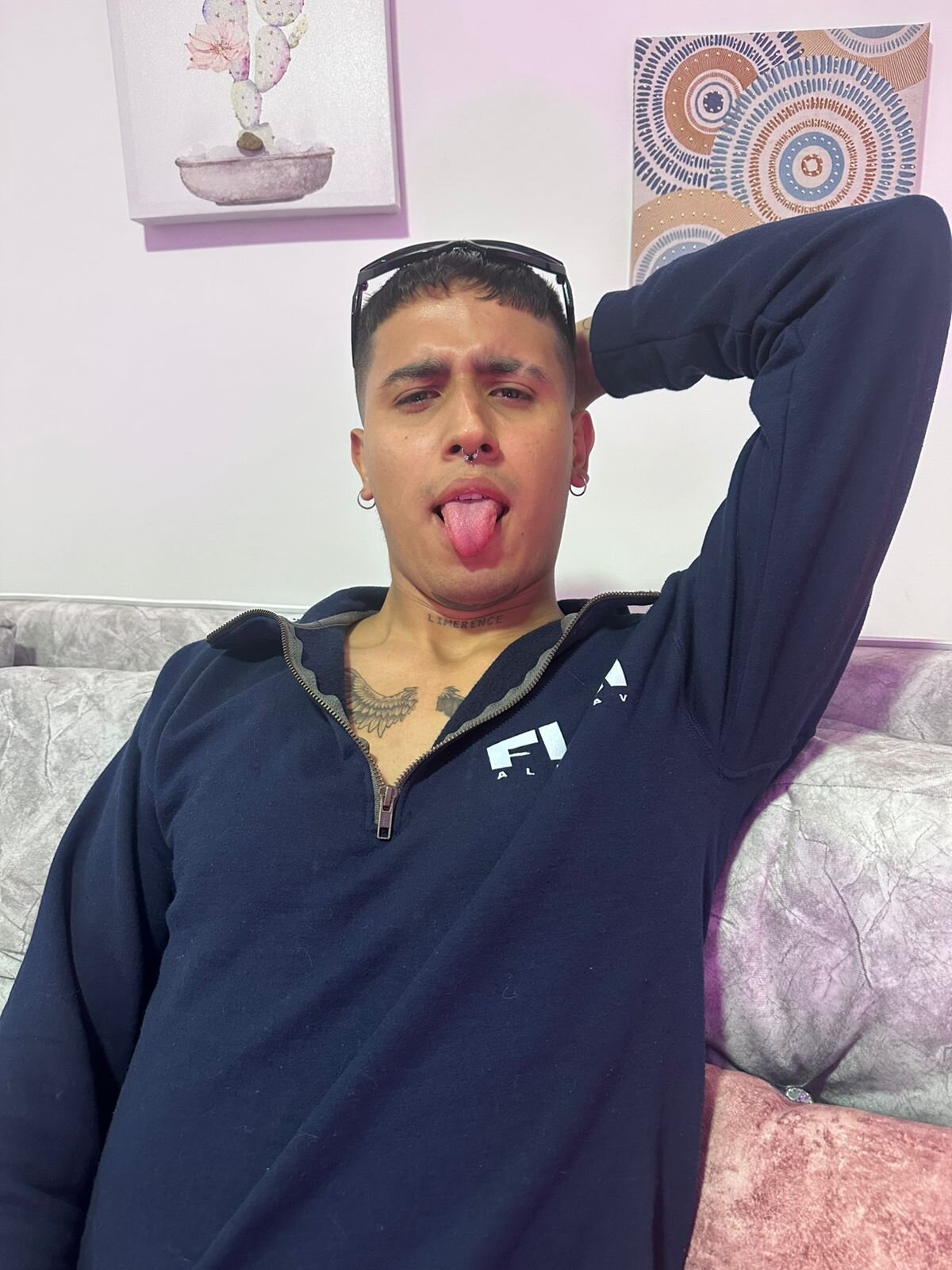 bonyhot1_gw