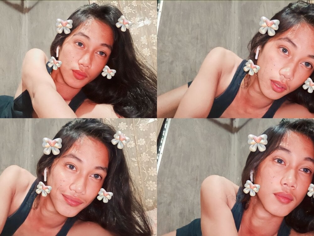 taylaxuxu from stripchat