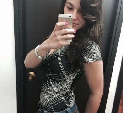 Angelaagomez Female Oilshow Nude Webcam