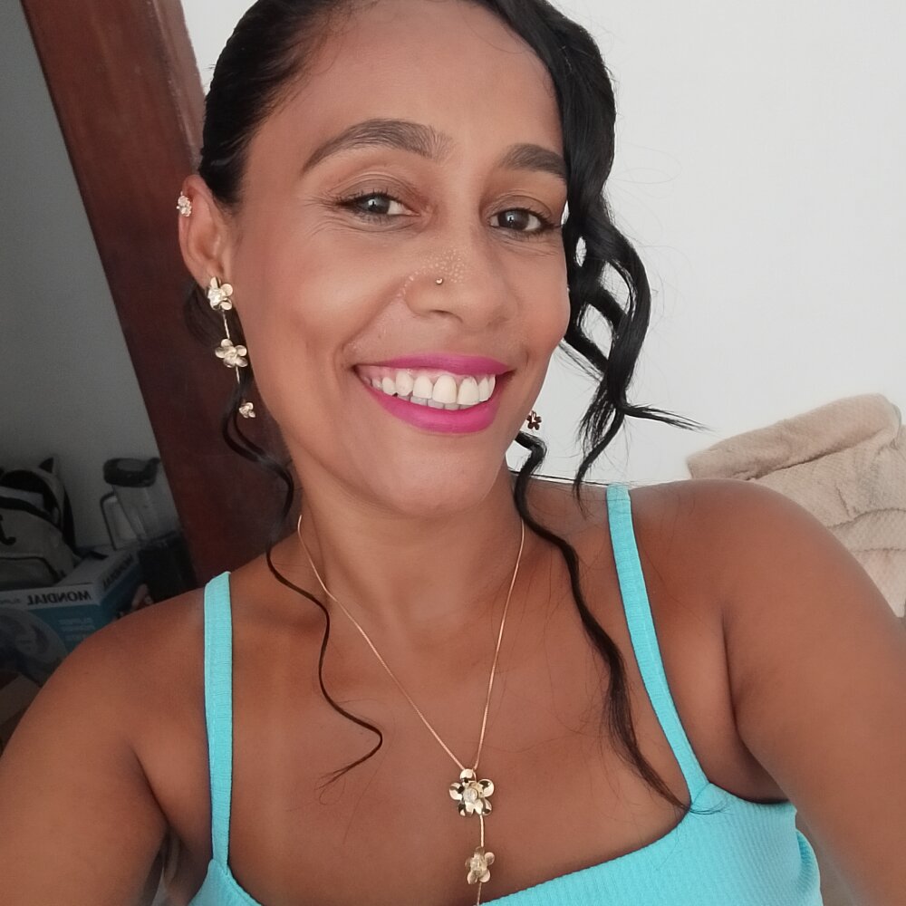 Rosalinda05's Offline XXX Chat