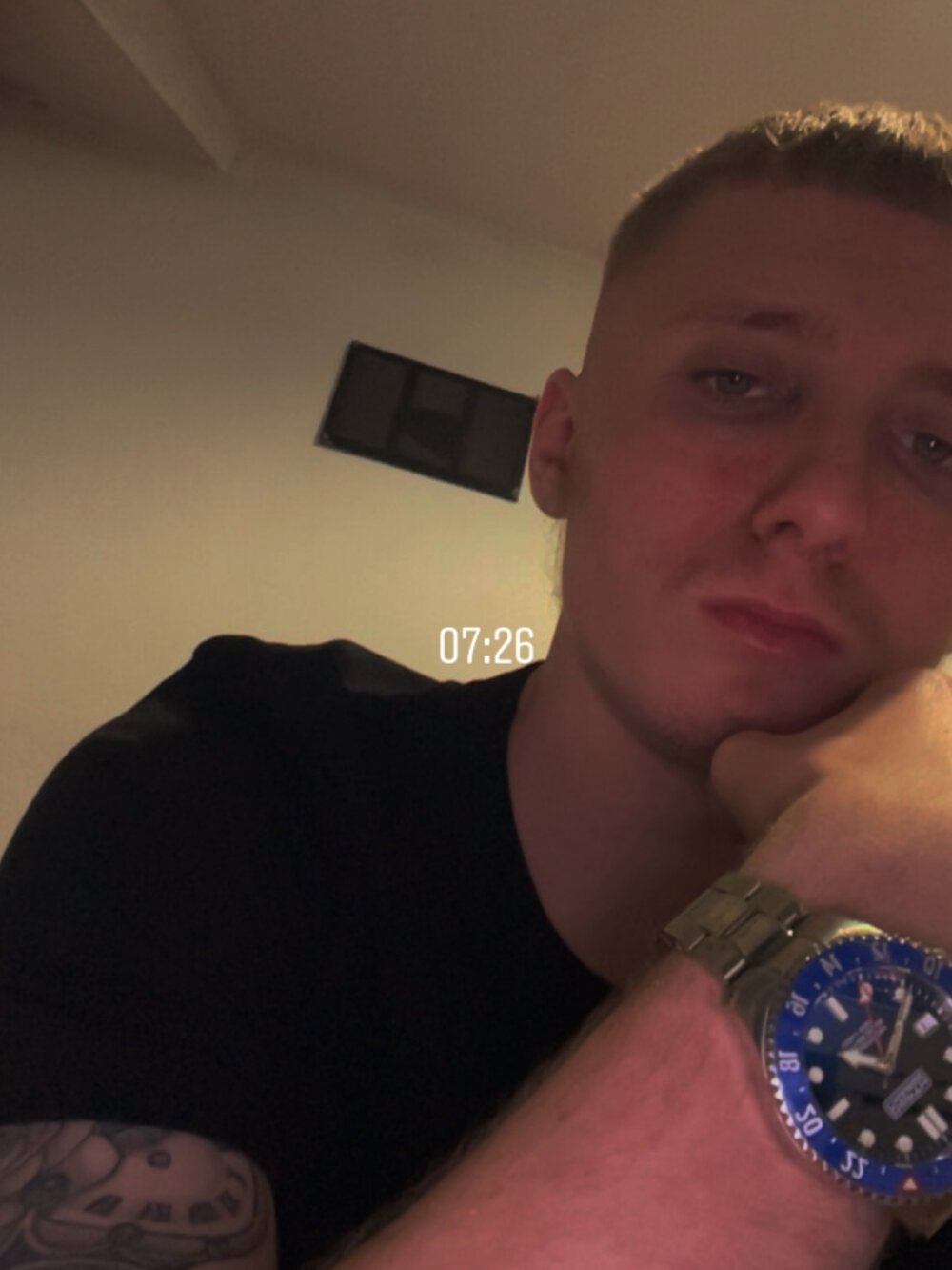 TightbigDIck's Offline XXX Chat