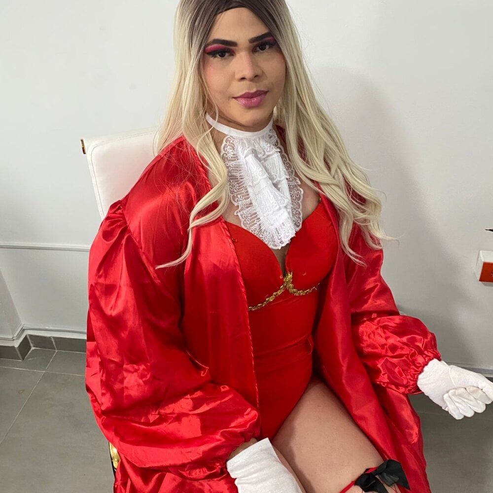 isabella_queenn from stripchat