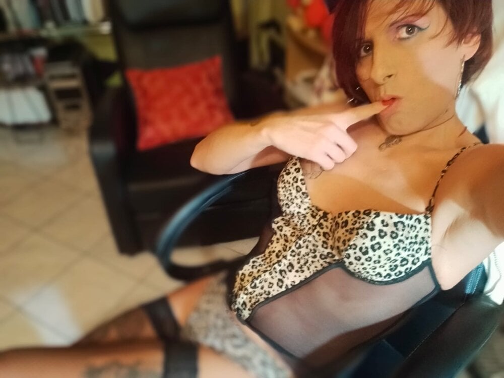 scorpionlady70 profile