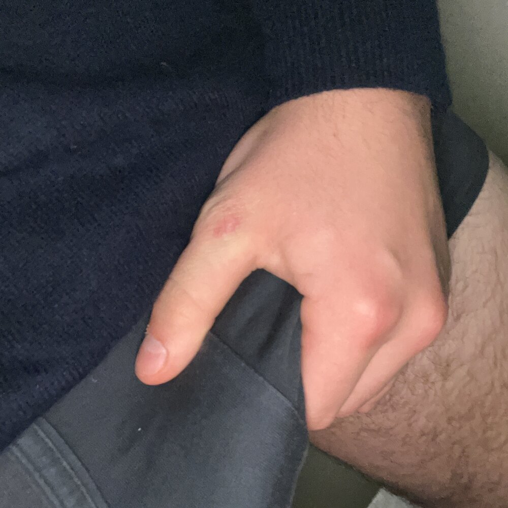 Gibbyyy_'s Offline XXX Chat