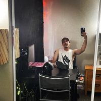 TokenTheBiBro's Offline Chat Room
