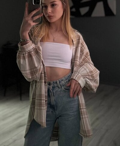 Eva_Ellis