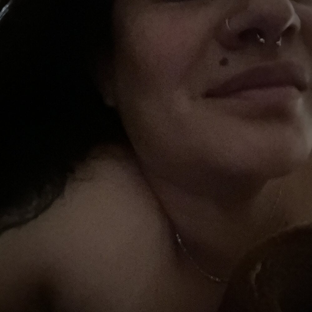 lilith0426's Offline XXX Chat