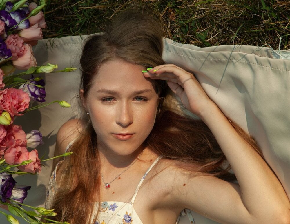 WhitneyGibbard profile