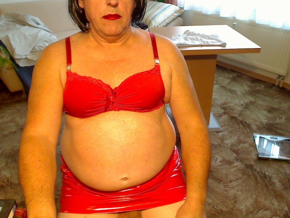 Sissygera profile