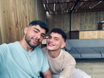 Criss_and_jeremy Couple Outdoor XXX Cam