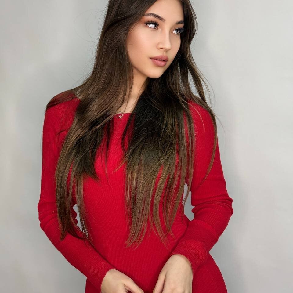 LynAkerley profile