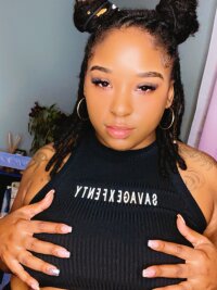 sylenaxrose's Offline XXX Chat