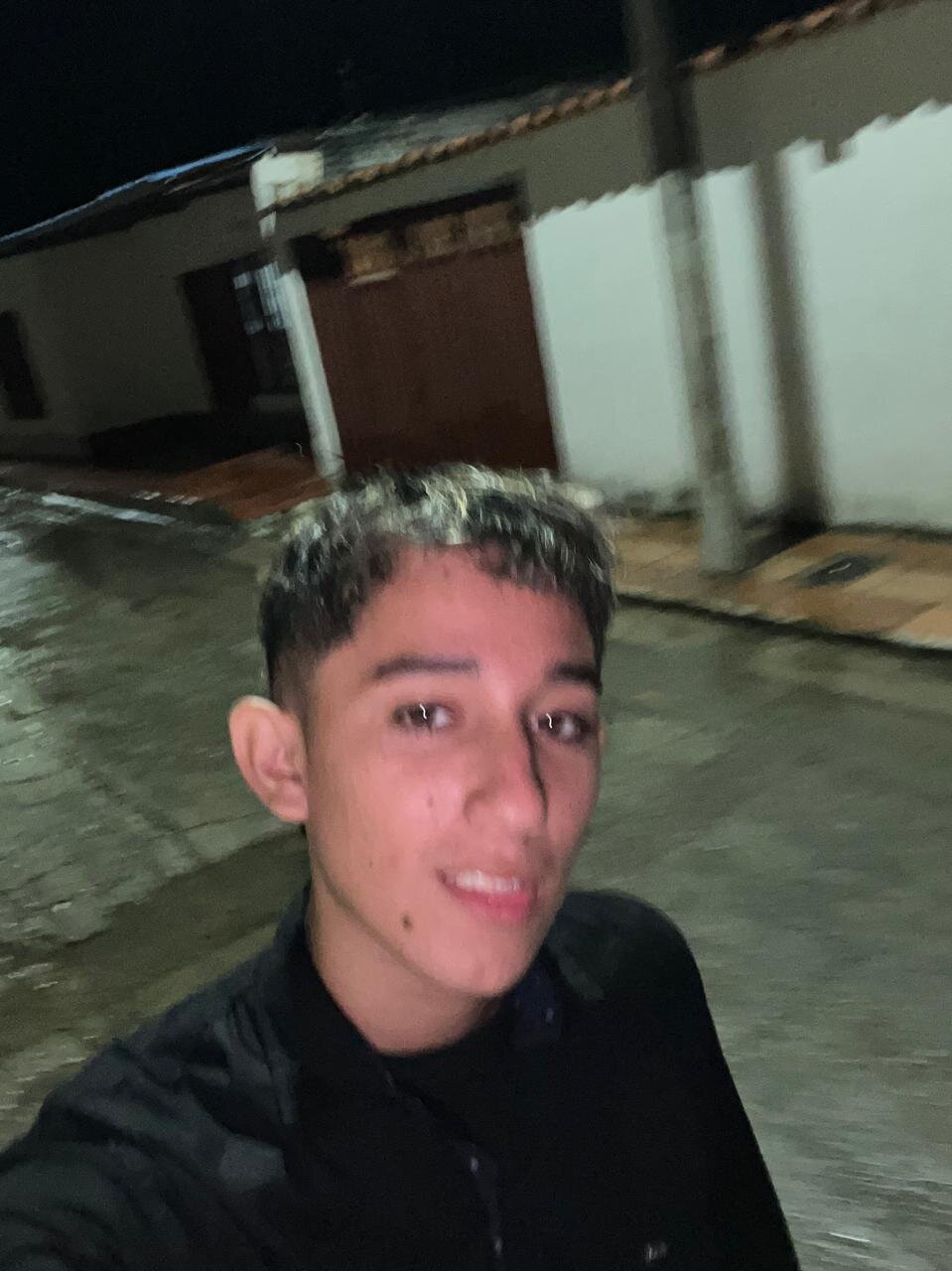 alex-raw