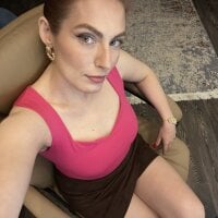 LindaLiony's Live XXX Chat
