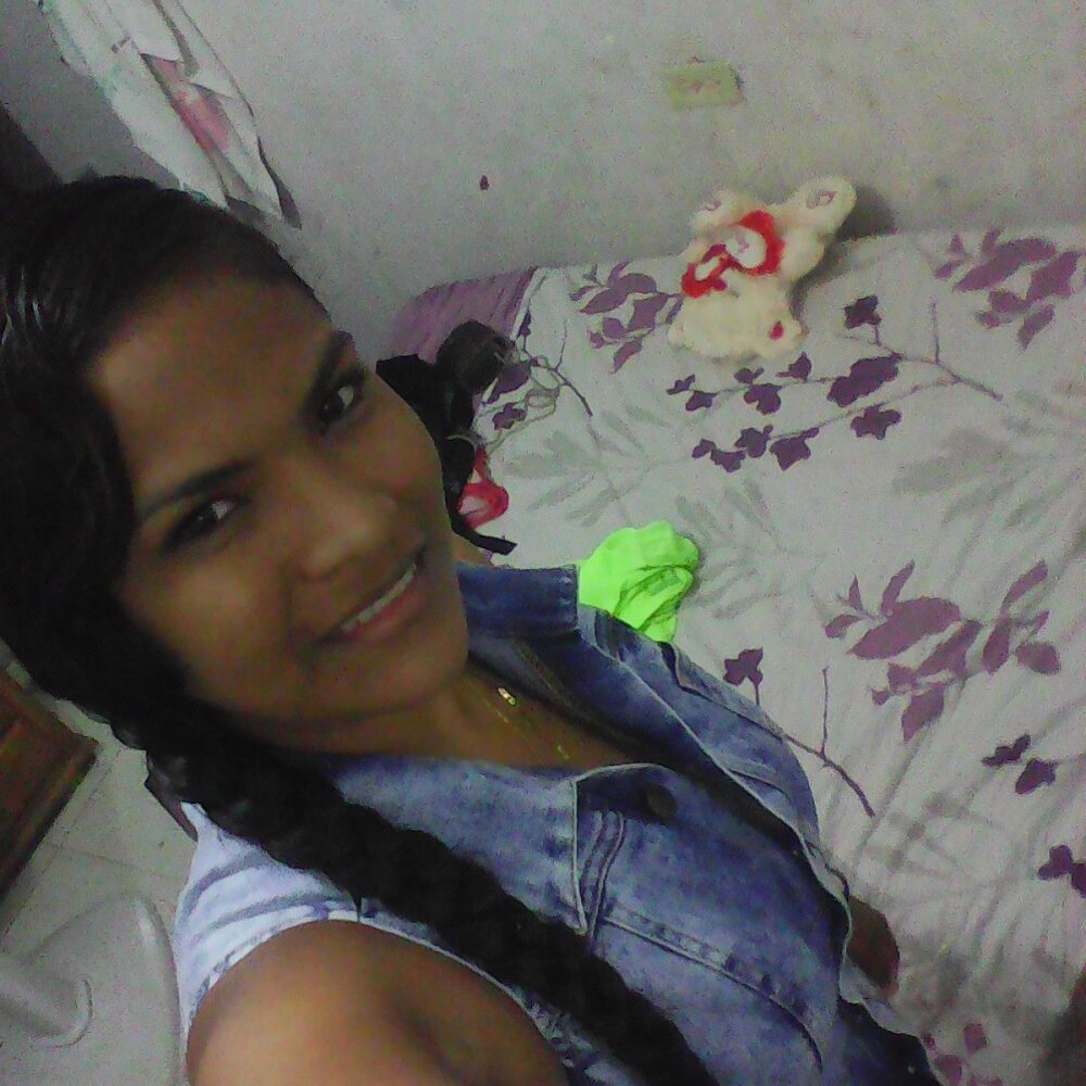 Live sex webcam photo for Gabysin24 #291879862