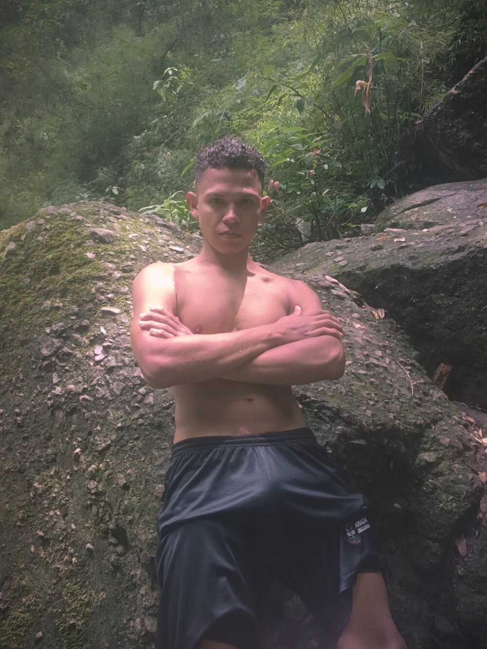 Legitimo23's most recent online preview