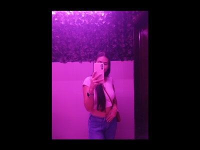 skinny_sexy04 from stripchat