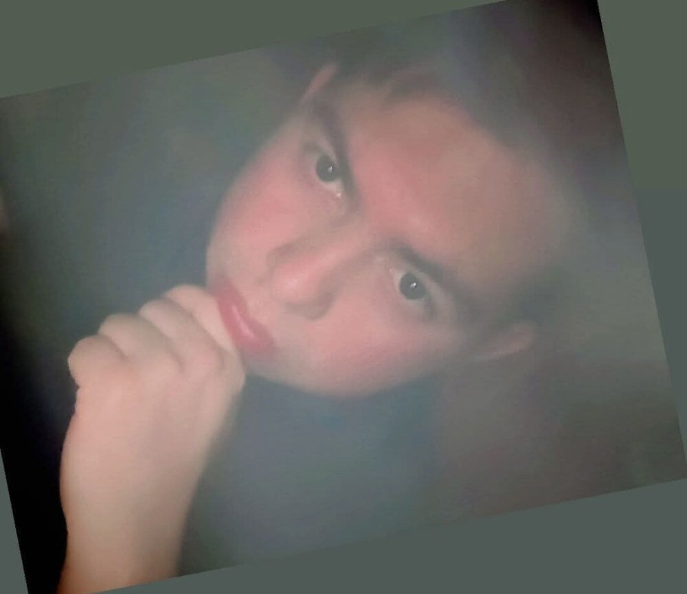 RecuerdameGansito's Offline XXX Chat