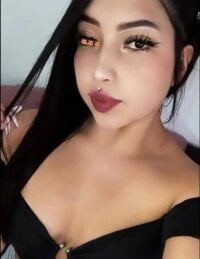 ambarsecrett's webcam live show