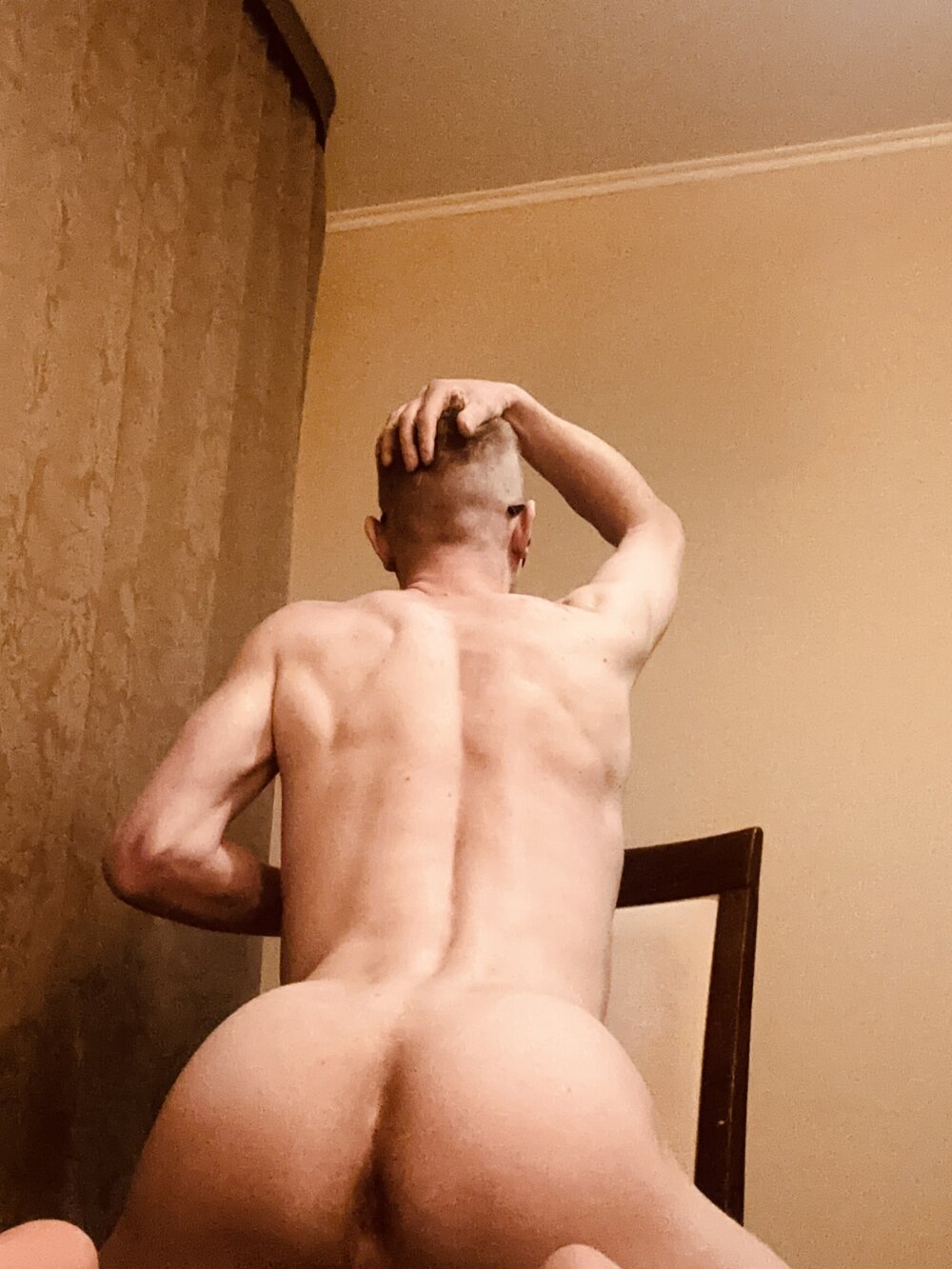 Skutyty@xh's Offline XXX Chat