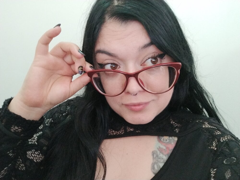 Scarletowen69