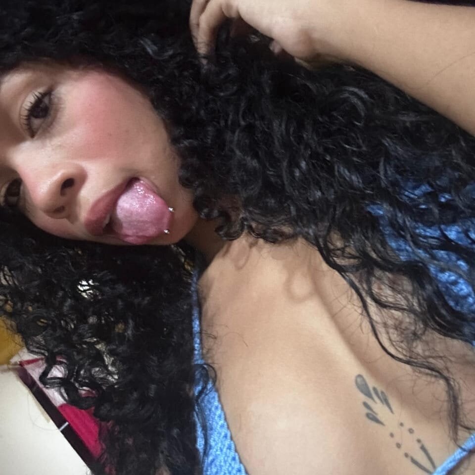 chey_petite from stripchat
