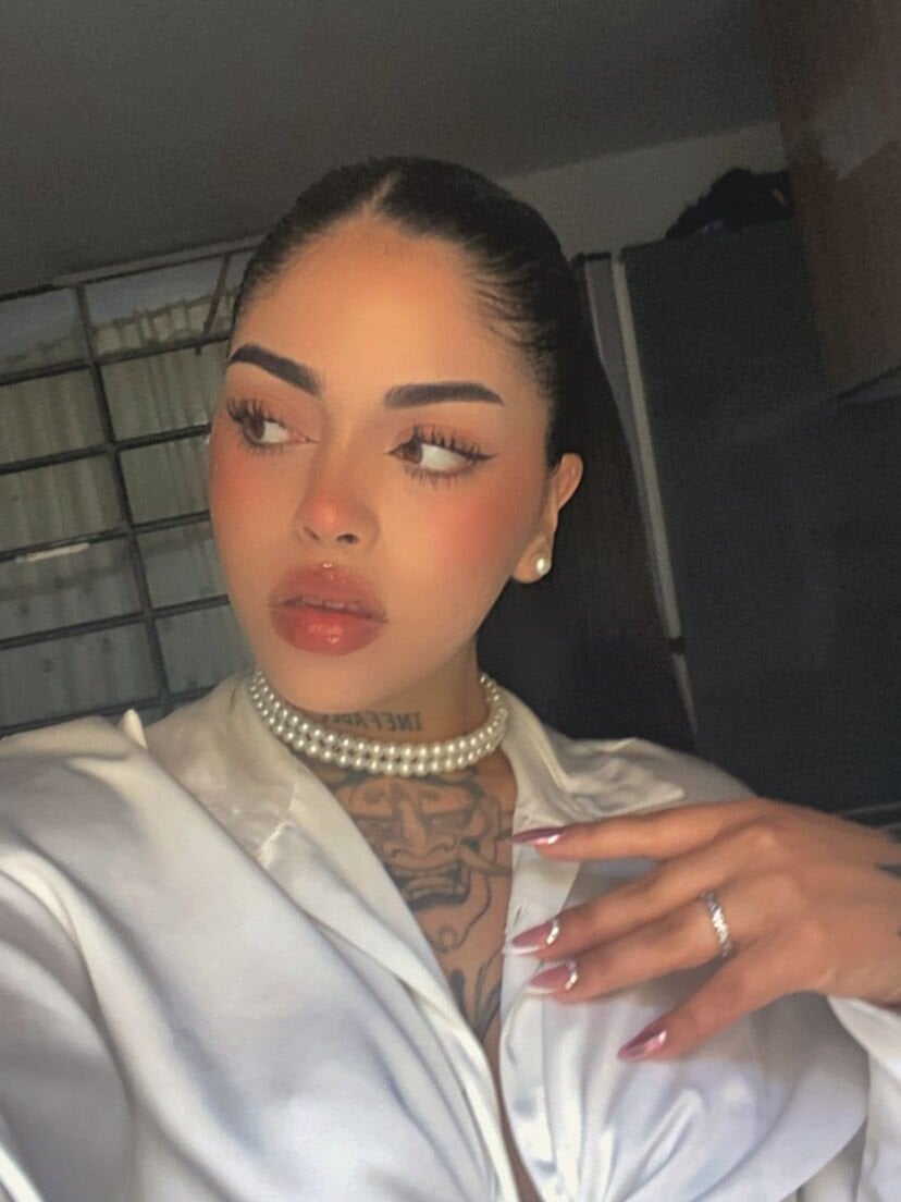 stripchat emii_evanns webcam profile pic via 6livesex.com