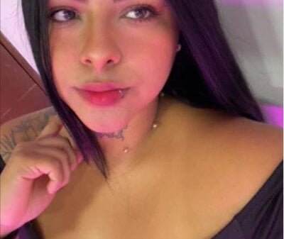 AnnieRusso_ - Stripchat Girl 