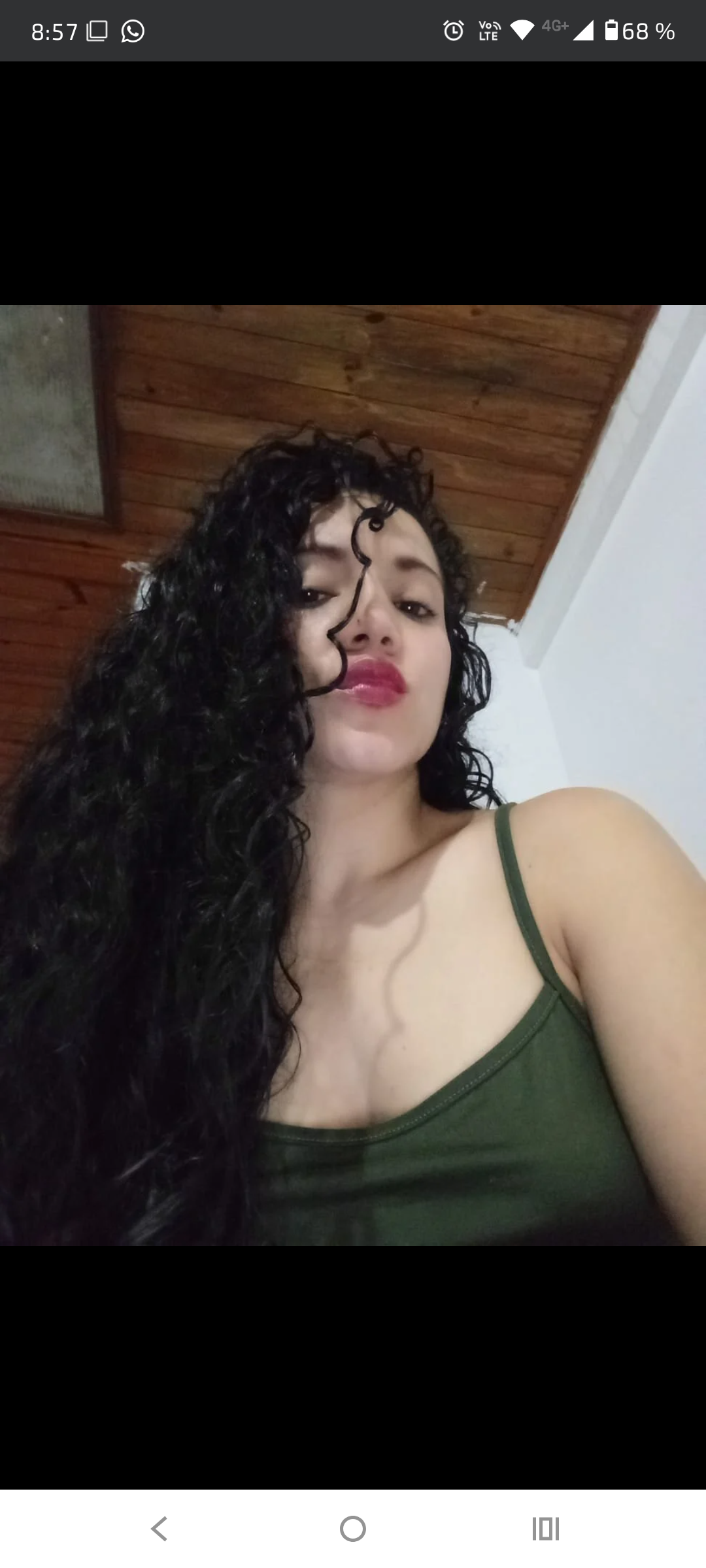 Macarena_curly