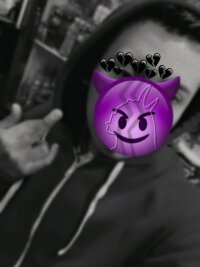 Elcachondo360's Offline XXX Chat