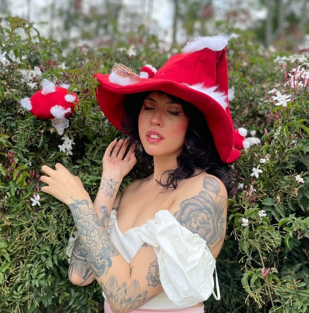 cora_coraline