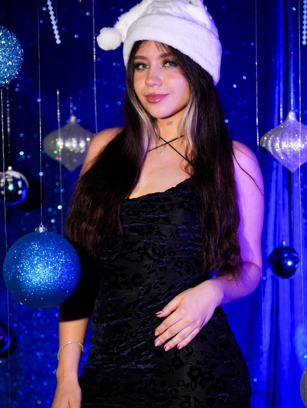 livesex.fan samanthaa_sm livesex profile in granny cams