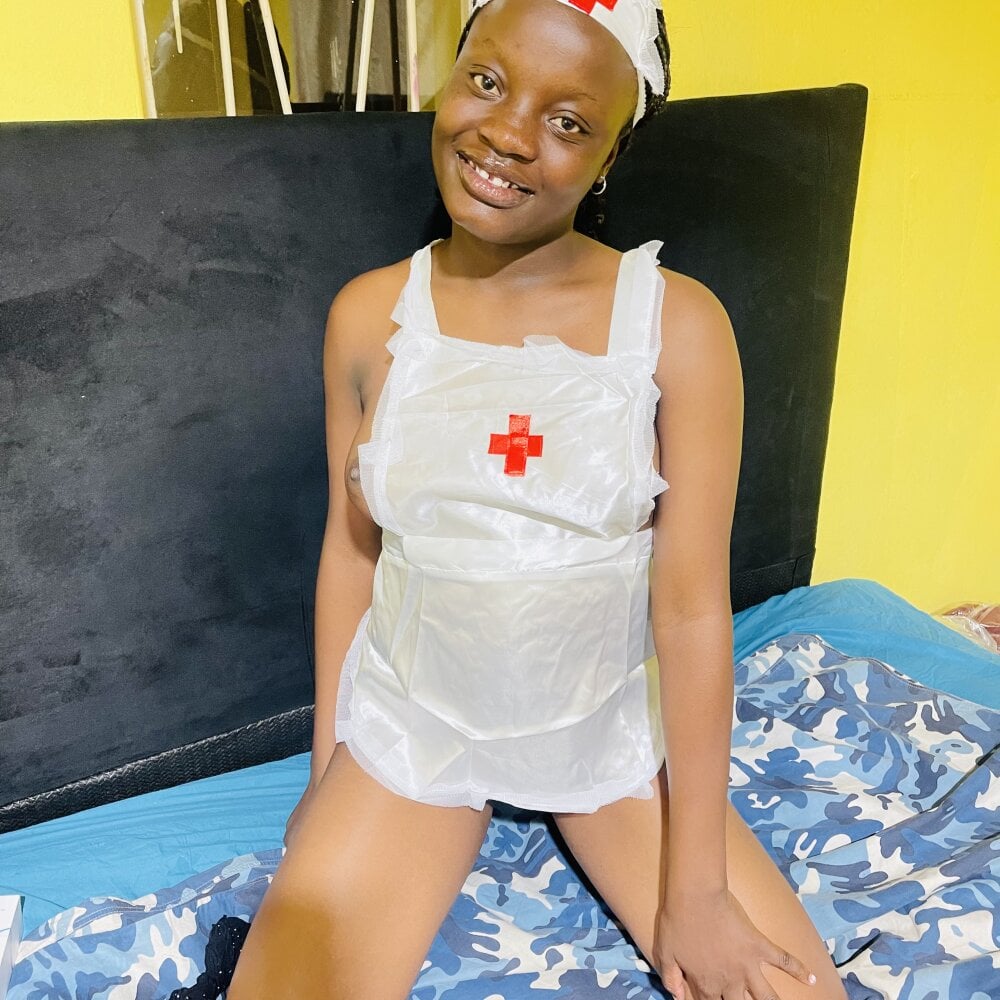 nina_skye from stripchat