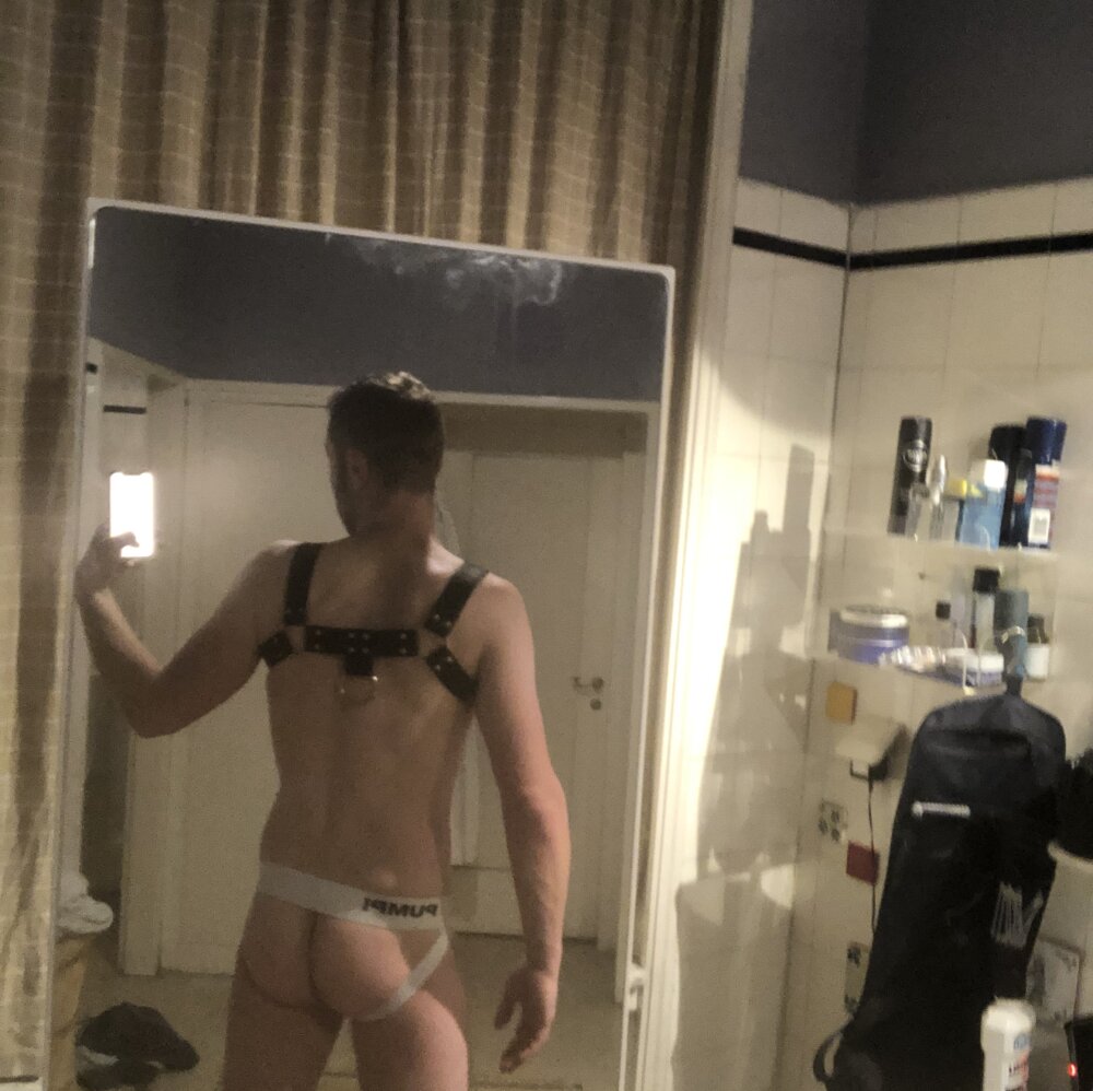 HornyPfalz's Offline XXX Chat